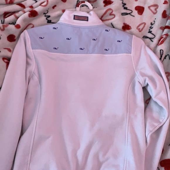 Light blue vineyard vines pull over - Picture 2 of 2